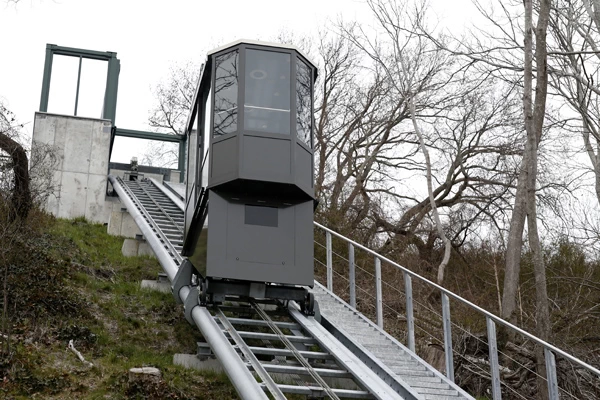 Yamaç ( Yatay ) Asansörü